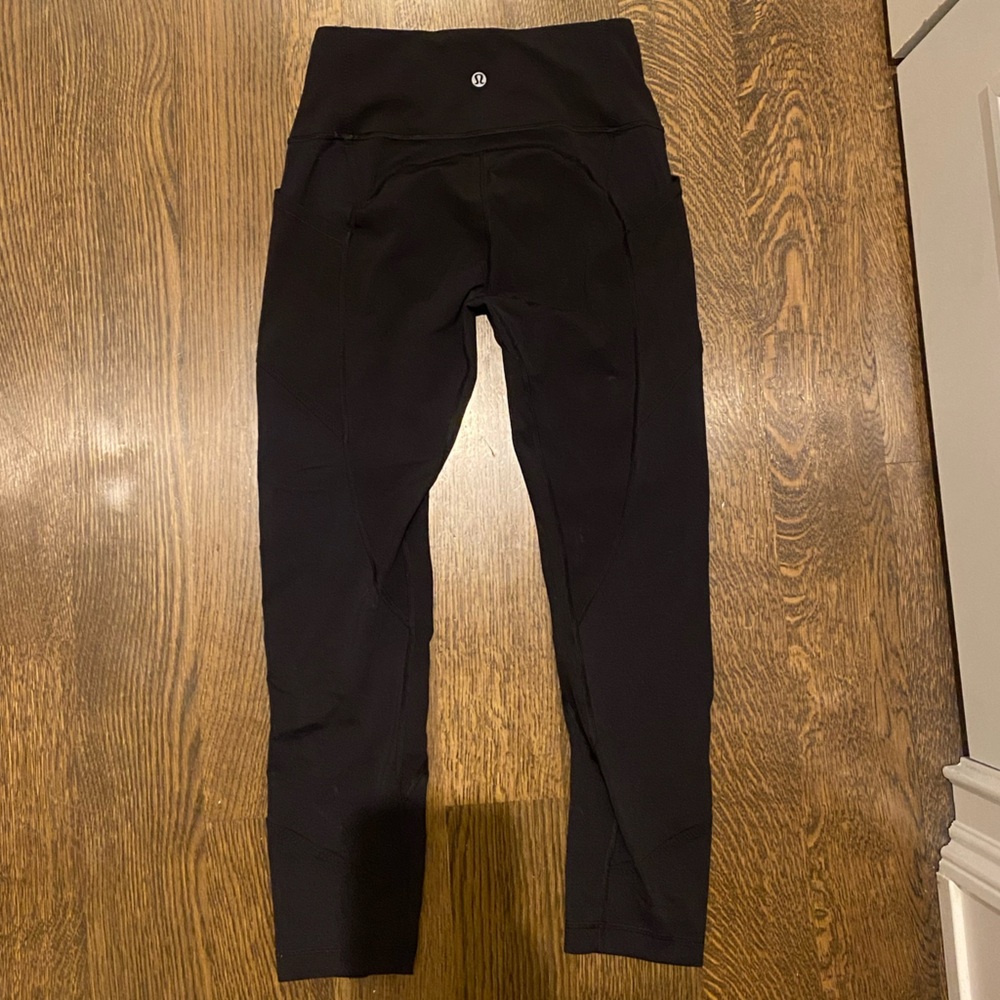 lululemon 25” size 6 legging